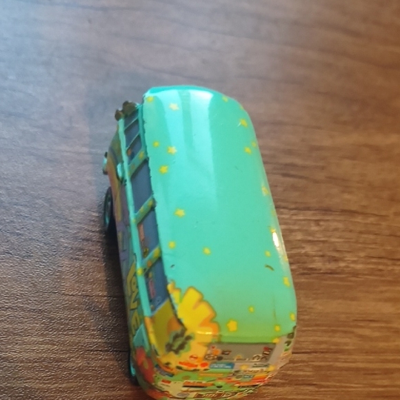 Disney Pixar Cars - Lenticular Series Filmore
Die-Cast Metal Toy Car - Picture 6 of 10